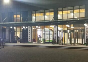 Chakwera Congratulates Mutharika, Calls on MEC to Investigate Inflated Voting Figures